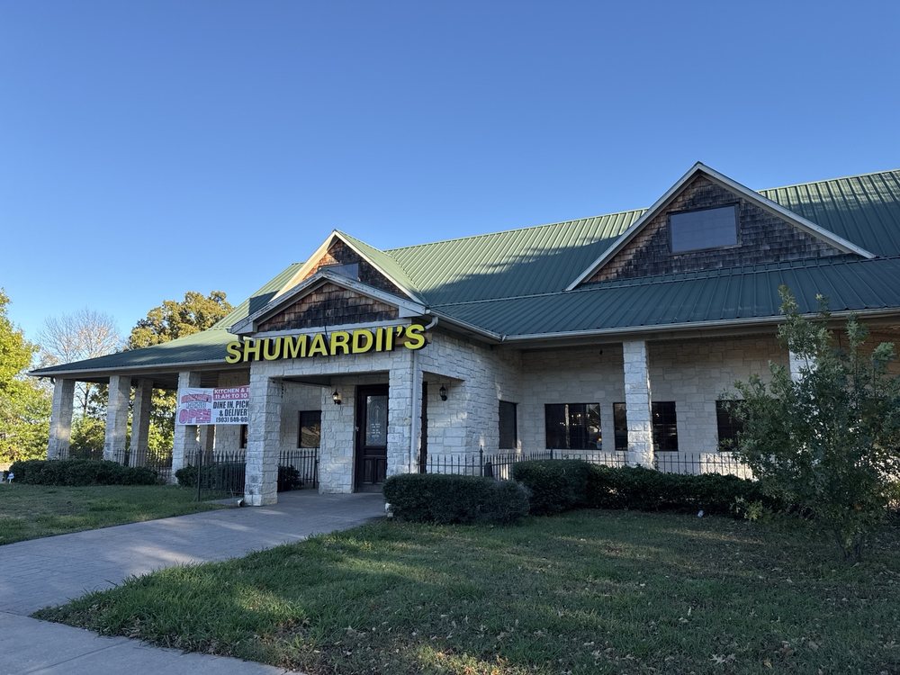 The front of Shumardii's Roadhouse in Bonham, Texas